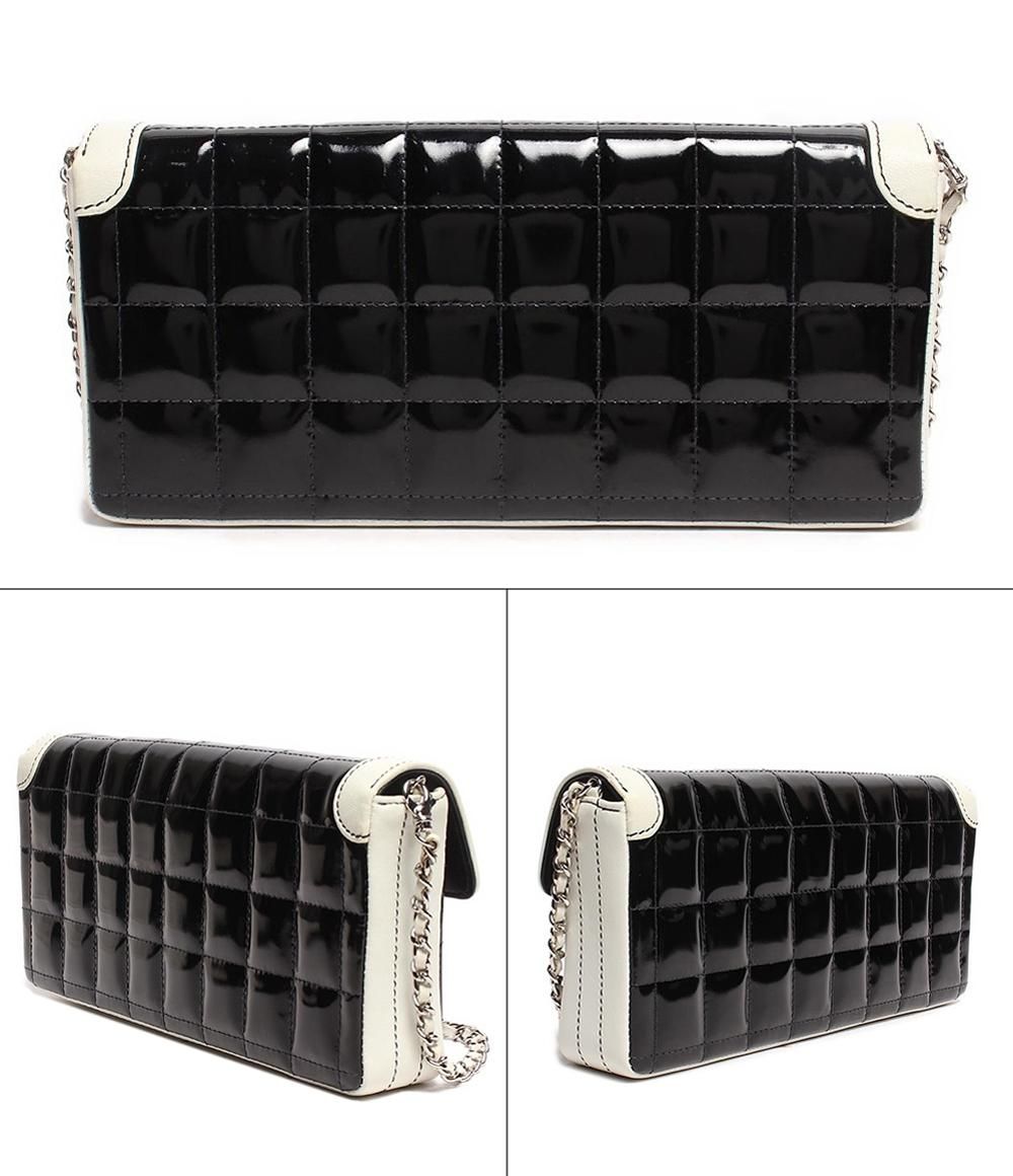 口豪奢 シャネル チェーンショルダーバッグ シルバー金具 ココマーク 靴
