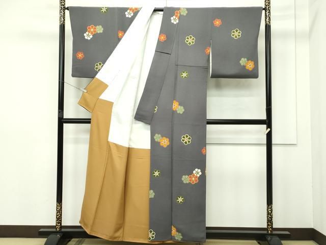 平和屋本店■極上　銀座　志ま亀　小紋　舞花文　金彩　鬼しぼ縮緬　黒橡色地　逸品　CZAA2419s5 平和屋本店□極上 銀座 志ま亀 小紋 舞花文 金彩 鬼しぼ縮緬 黒橡色地