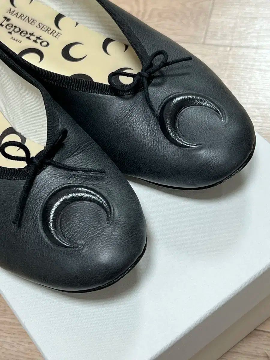 Repetto(レペット) X Marine Serre（マリーンセル) ソフト