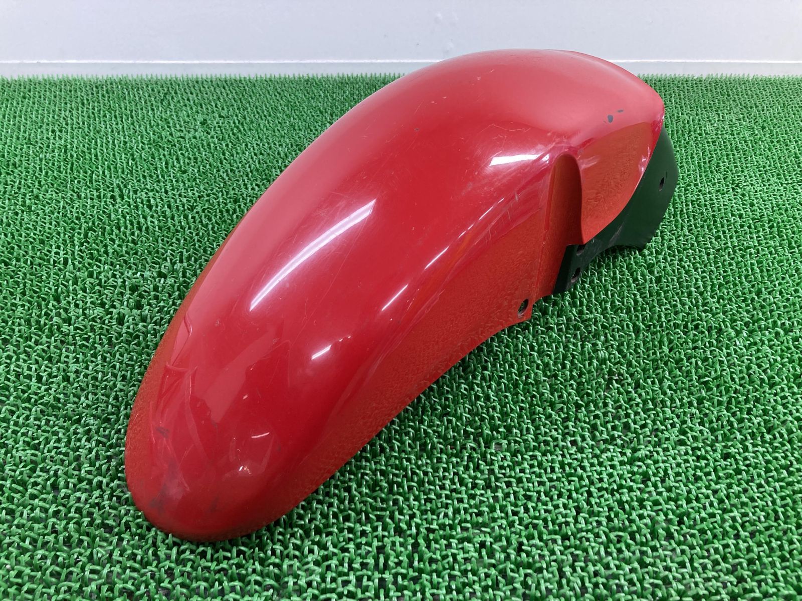gpz900rフロントフェンダー純正色 GPZ900R フロントフェンダー 赤 35004-1155 カワサキ 純正 中古