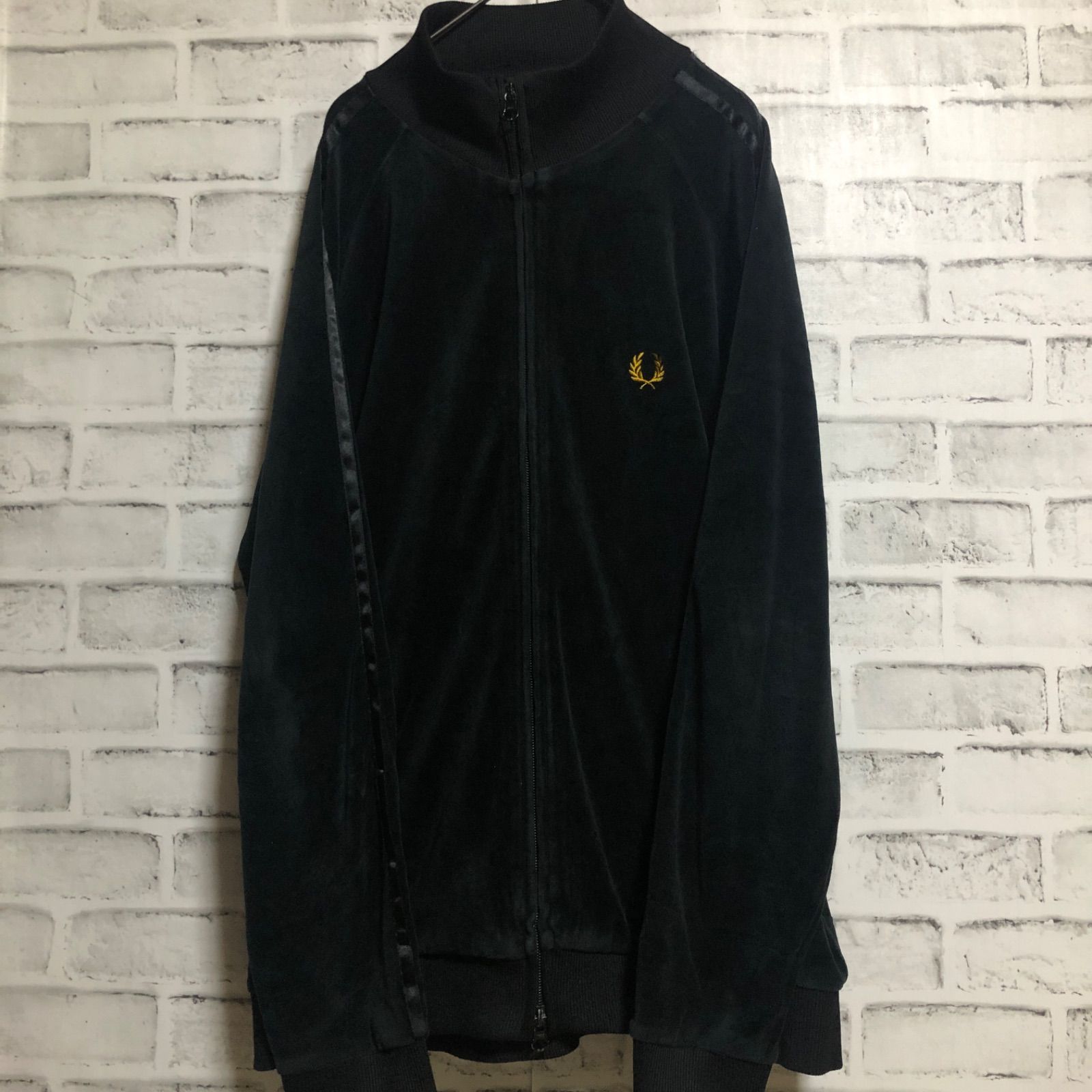 【FRED PERRY】刺繍トラックジャケット ジャージ 月桂樹 ブラック L Fred Perry⭐️トラックジャケット/ジャケット L 刺繍月桂樹