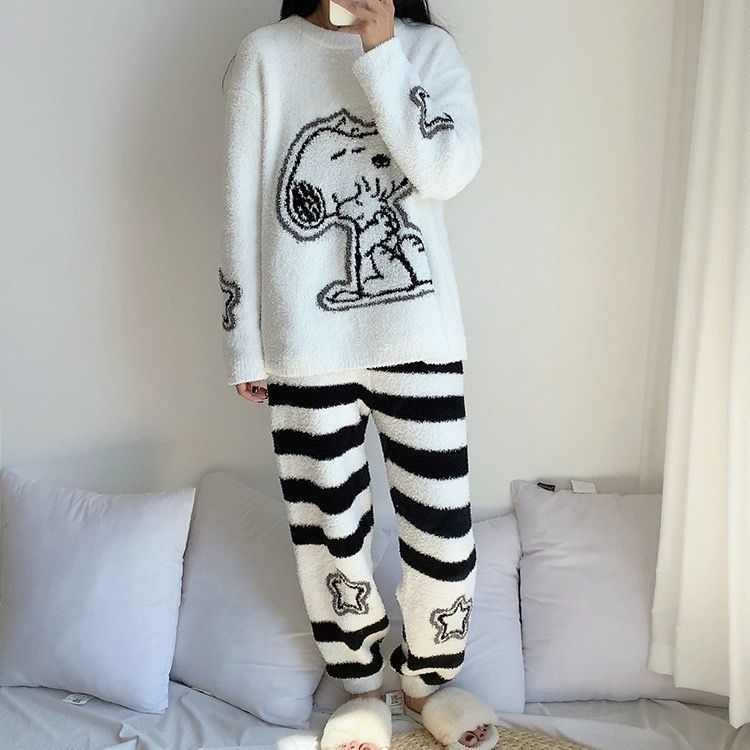 スヌーピー もこもこパジャマペアセット とても可愛い秋冬