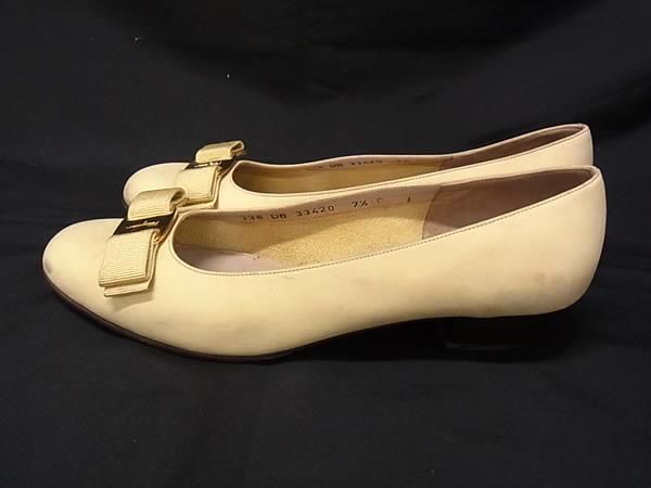 Salvatore Ferragamo フェラガモ パンプス スウェード Salvatore Ferragamo - Salvatore Ferragamo フェラガモ 33420
