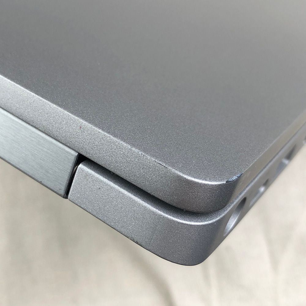 8世代Dell LatitudeデルノートPCメモリー8GB⁄256GBフルHD 256 GB