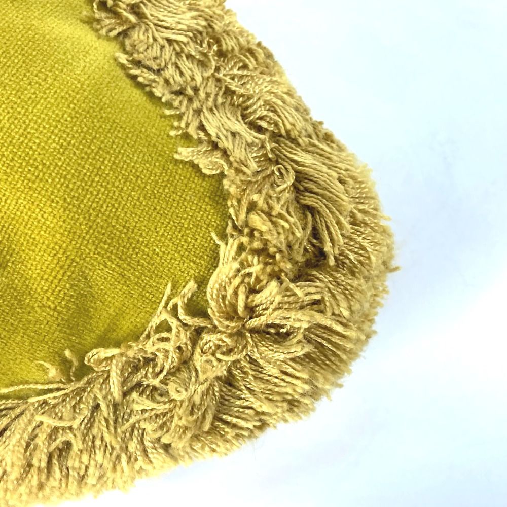 GUCCI グッチ クッション タイガー 虎 アニマル 横型 刺繍