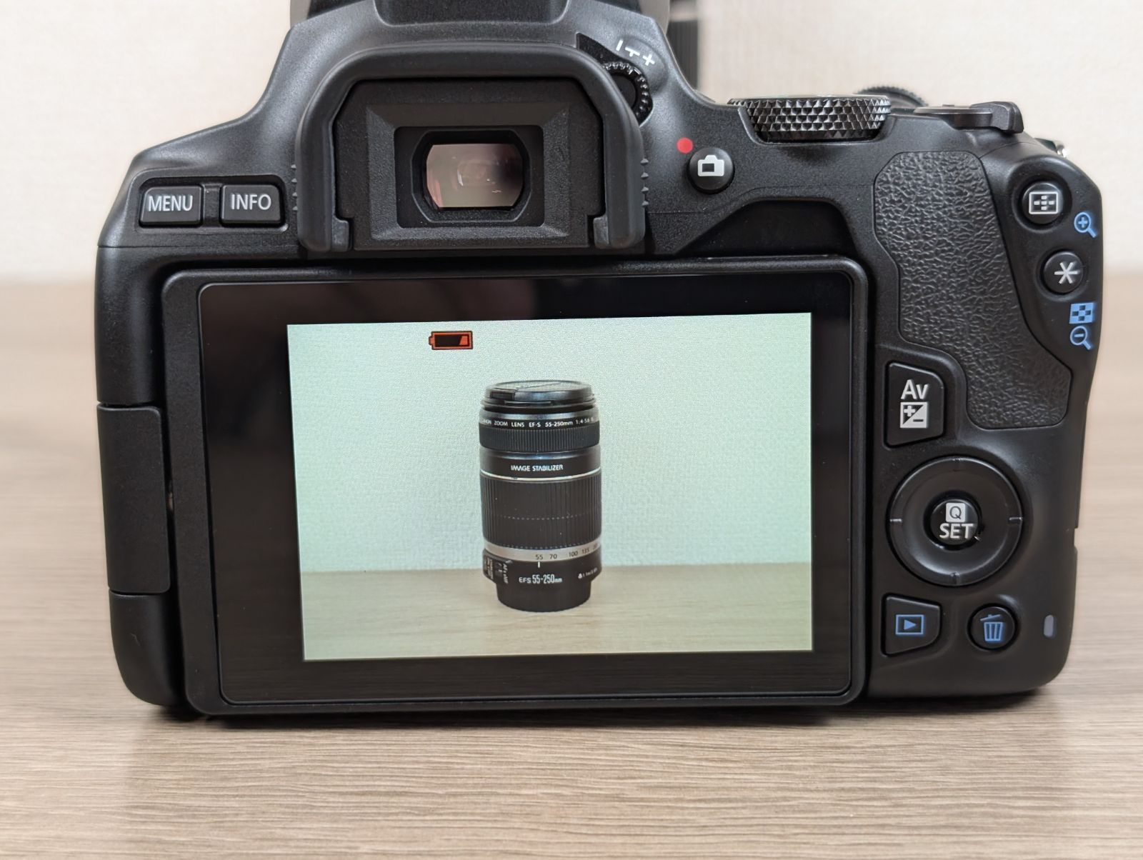 極美品・初心者おすすめ！】美品Canon EOS Kiss X10 ダブル
