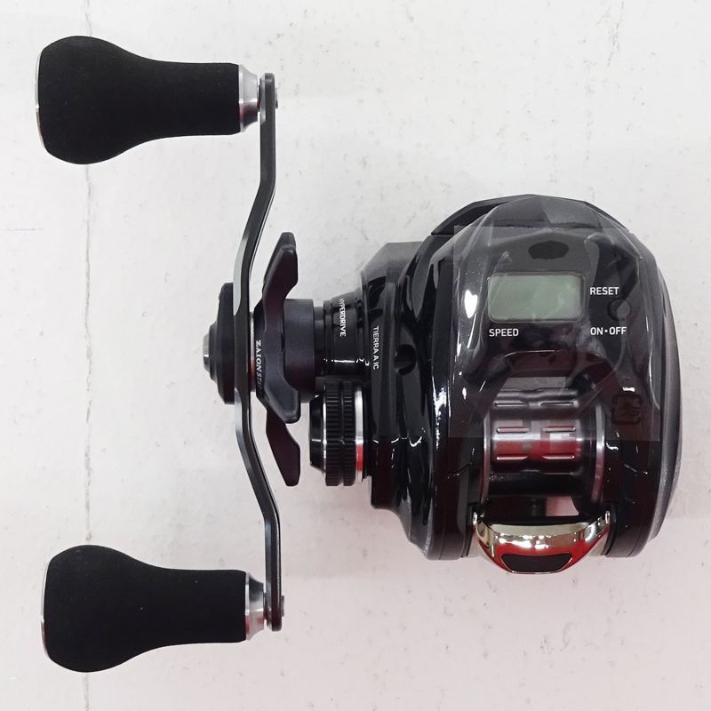 【美品】ダイワTIERRA A C 150L-DH 両軸リール 美品】ダイワTIERRA A C 150L-DH 両軸リール ダイワ 両軸リール