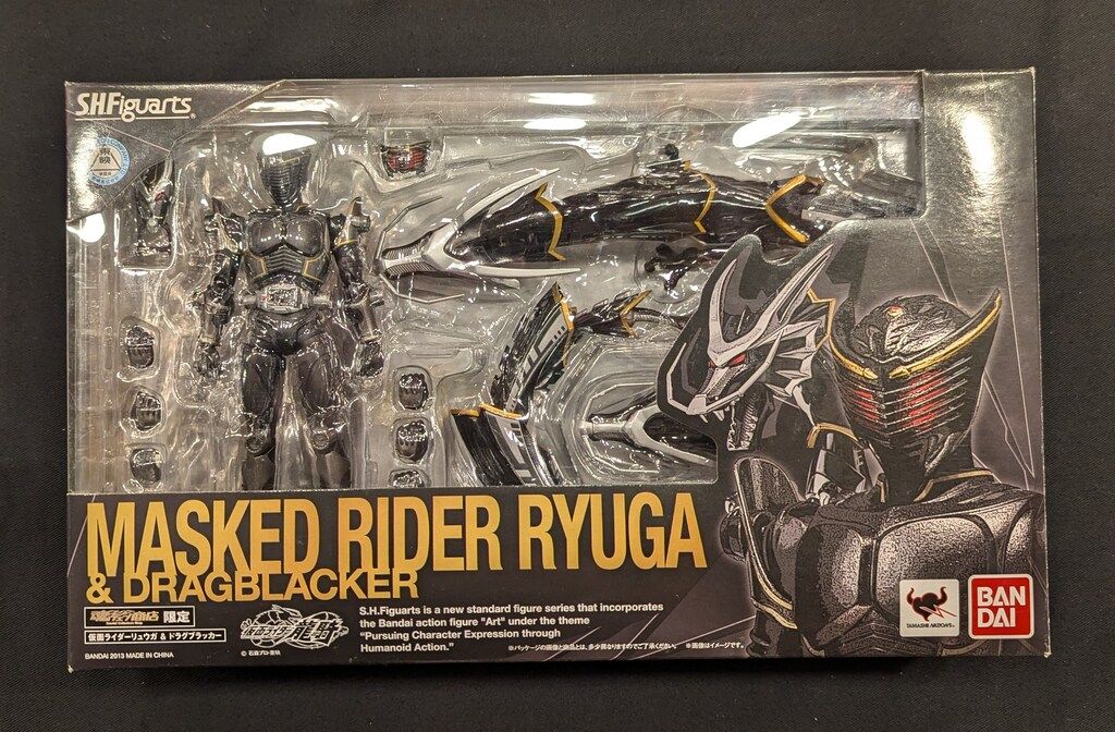 バンダイ S.H.Figuarts 仮面ライダー龍騎 EPISODE FINAL 仮面ライダーリュウガu0026ドラグブラッカー