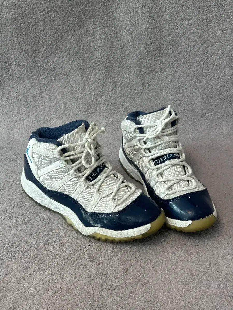 4月限定お値下】✧手掘り ブラジル産 ガーデンクォーツ 犬 お金✧ ✧手