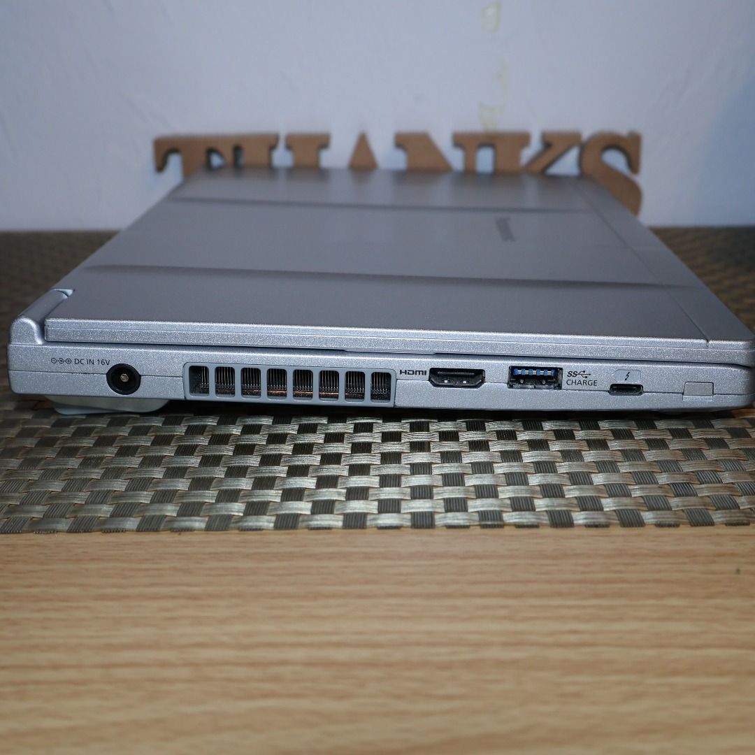 Win11公式対応10世代i5 メ8G SSD DVD 無線 カメラ VETTDRUCK_DE