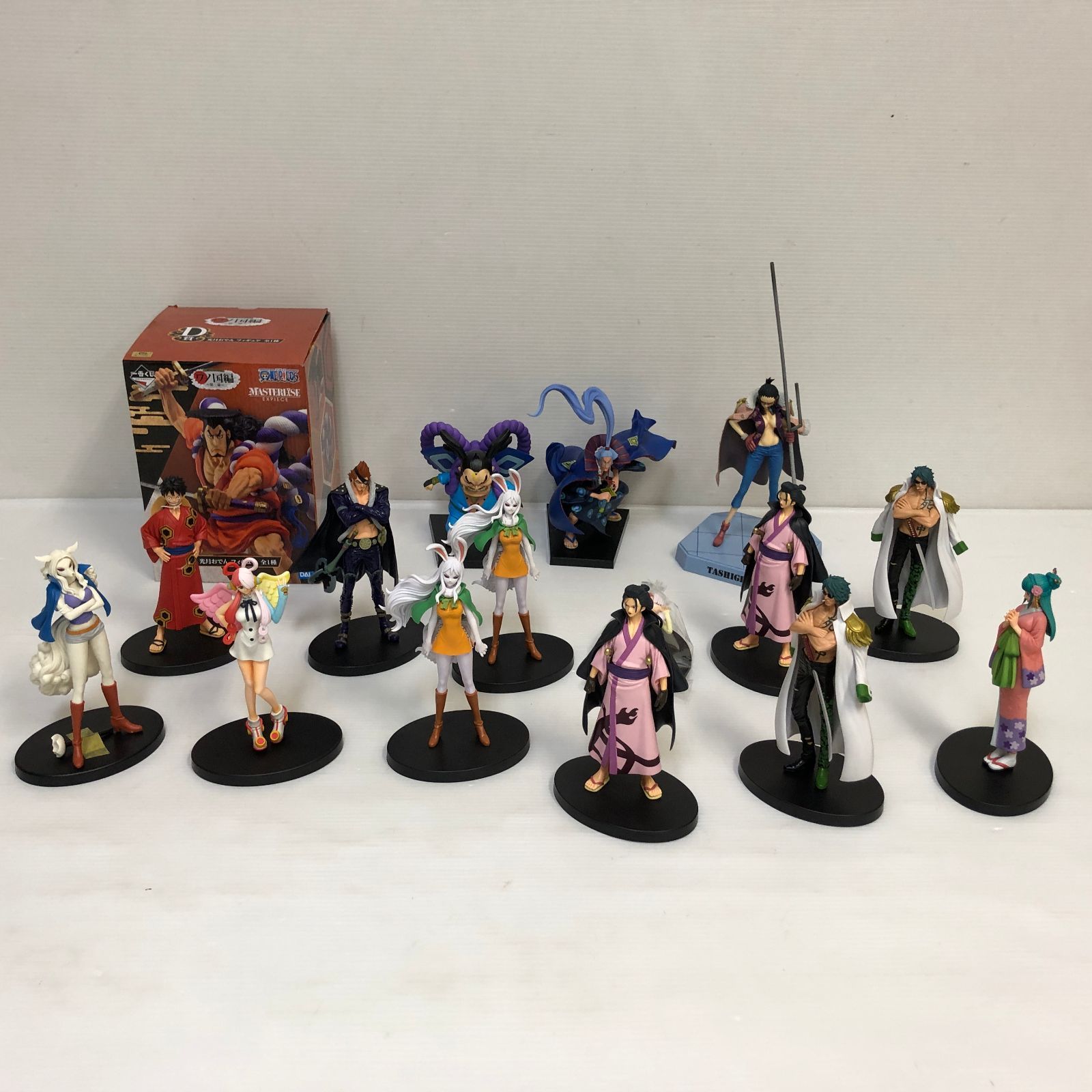 ワンピースフィギュア まとめ売り【ジャンク品】 △ONE PIECE ワンピース フィギュア まとめ ※欠品・破損・汚れ等
