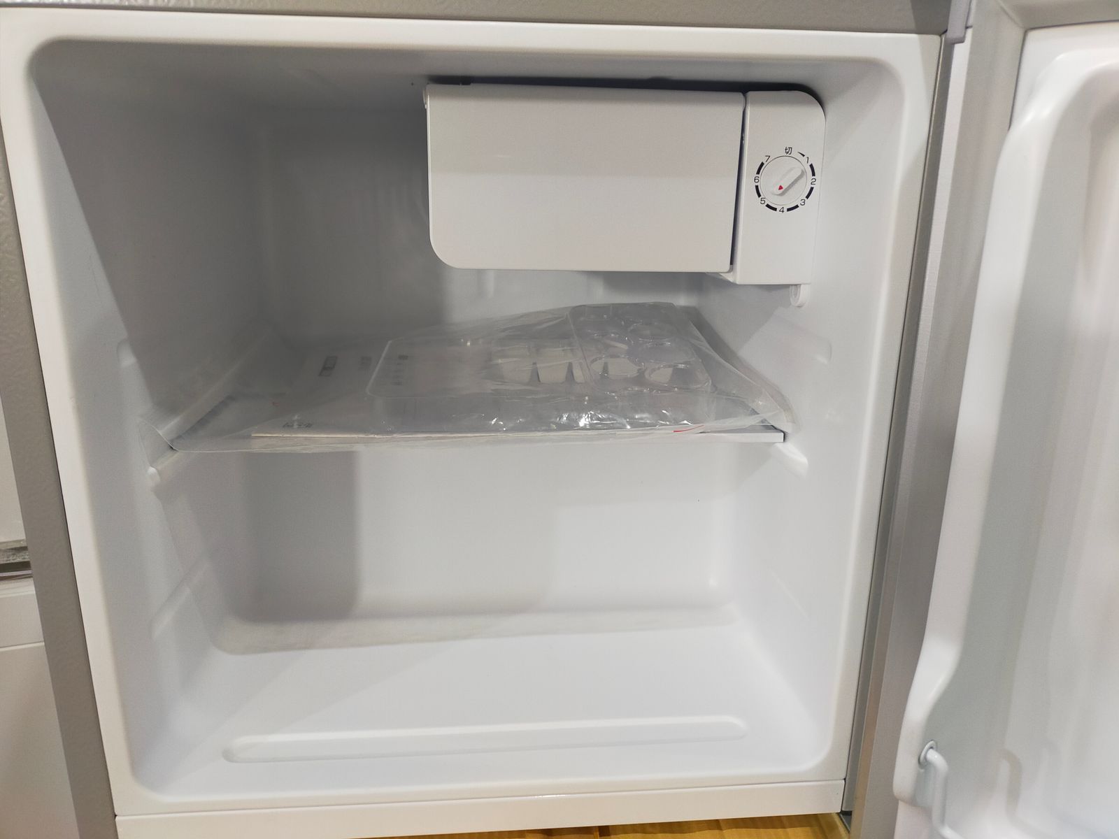 新品】冷蔵庫 冷凍冷蔵庫 小型 75L 冷蔵室 冷凍室 霜取りb2620 新品