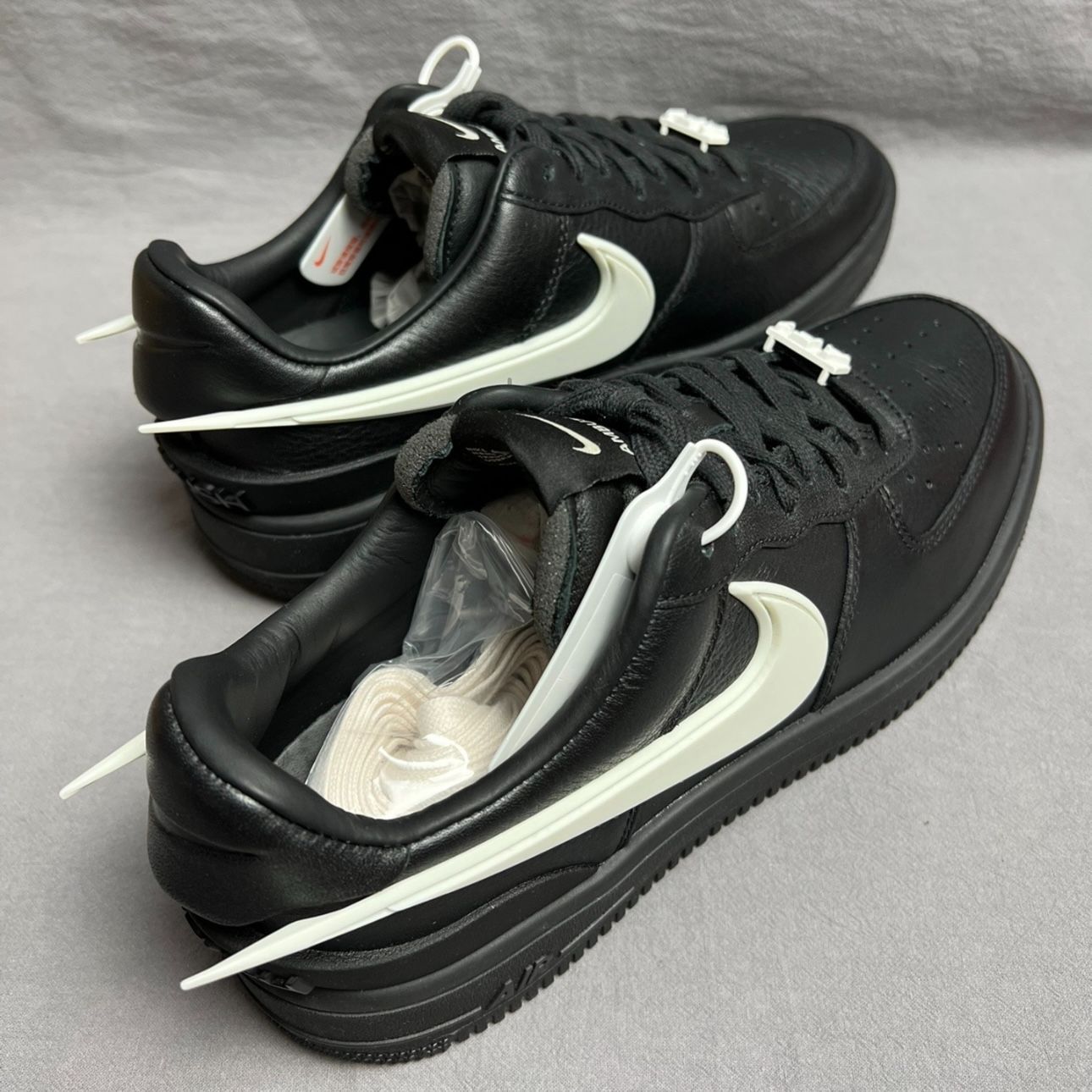 AMBUSH × ナイキ エアフォース 1 ロー「ブラック」スニーカー AMBUSH × Nike Air Force 1 Low "Black"