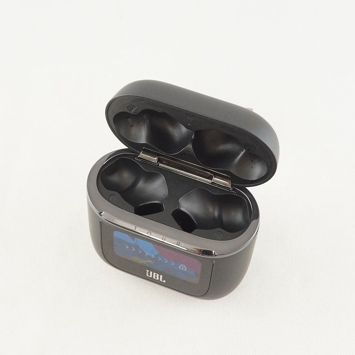 JBL Tour Pro 2 充電ケースのみ USED美品 充電器 チャージング