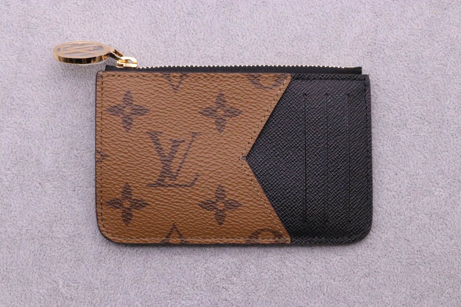 未使用品 Louis Vuitton ルイ ヴィトン モノグラム リバース カード