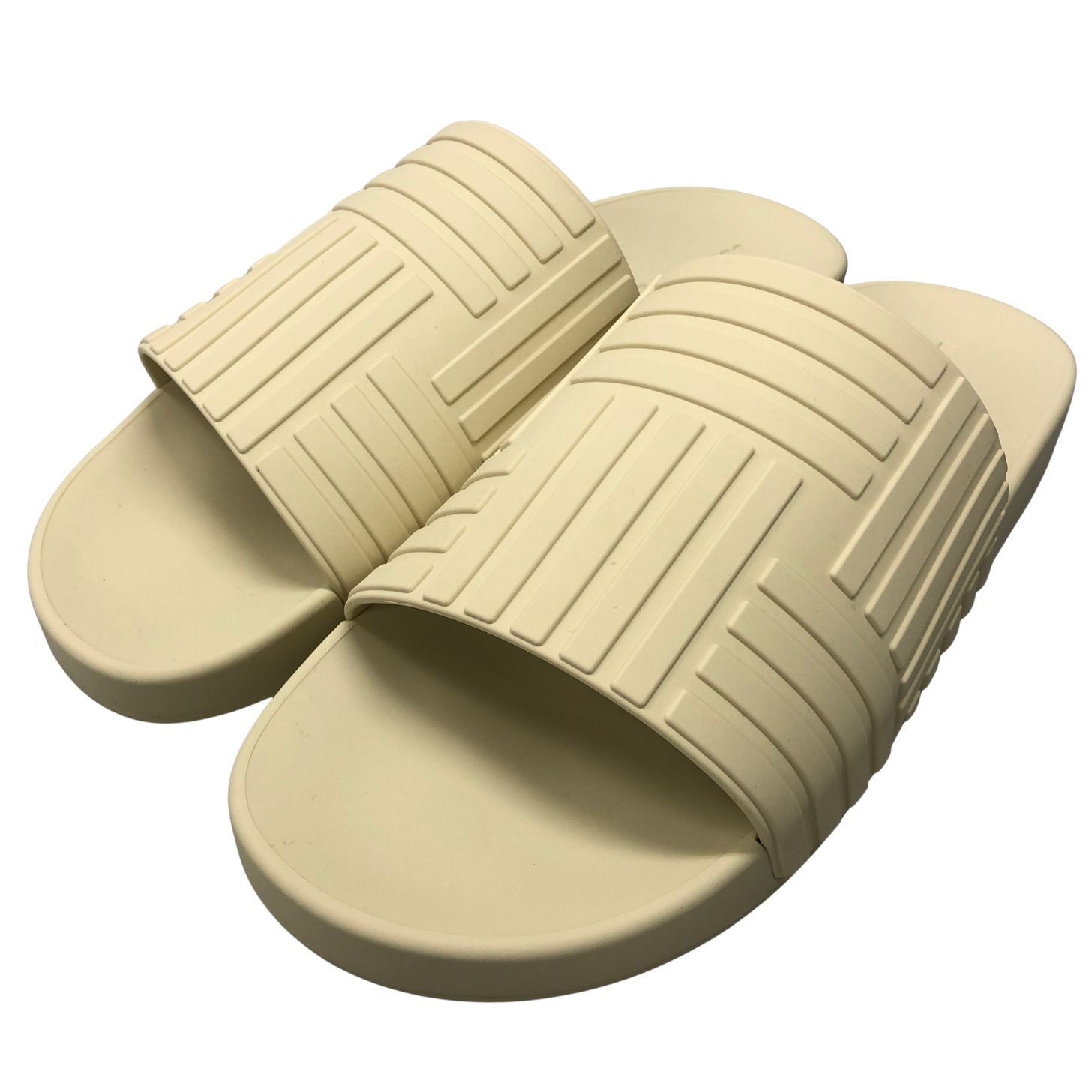 BOTTEGA VENETA ベージュ サンダル 中古・古着通販】BOTTEGA VENETA (ボッテガベネタ) フラッシュ