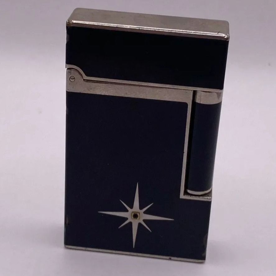 ブランド S.T. Dupont ライター デュポン ガスライター ヴィンテージ アンティーク 昭和 レトロ 喫煙具 タバコ 男性 メンズ BLACK ブラック 金色 ゴールド GOLD 火花着火 ずっしり 重量感 大人 海外