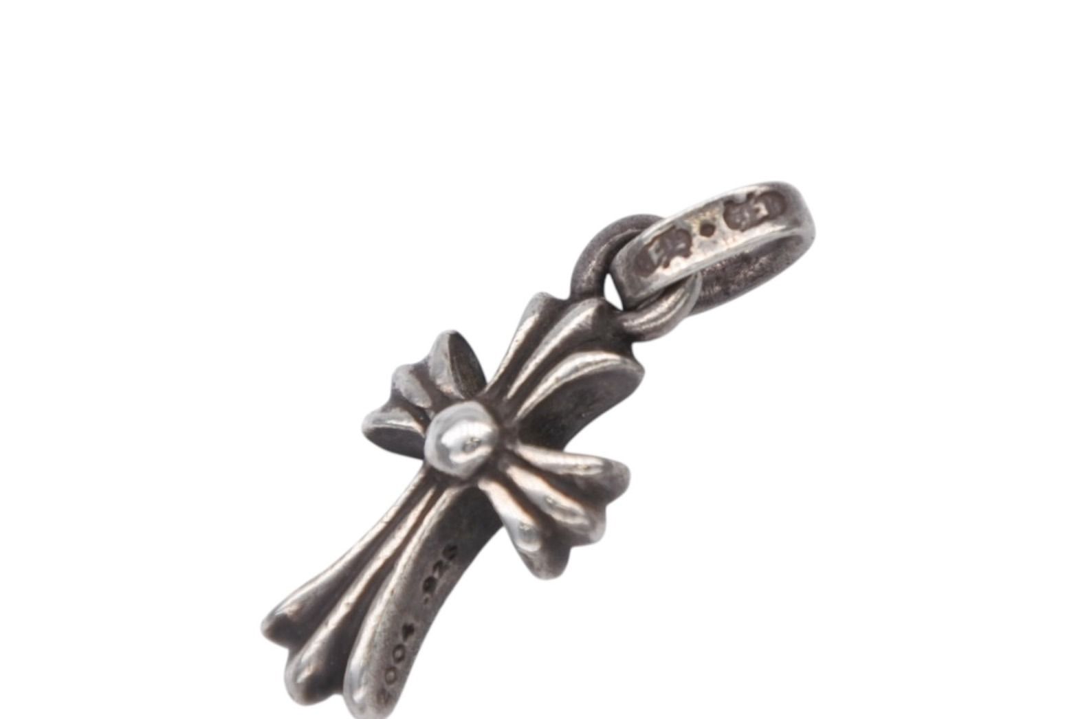 ☆天然石☆無処理 ミャンマー産 本翡翠 K18 AU750刻印（精巧彫刻）美品