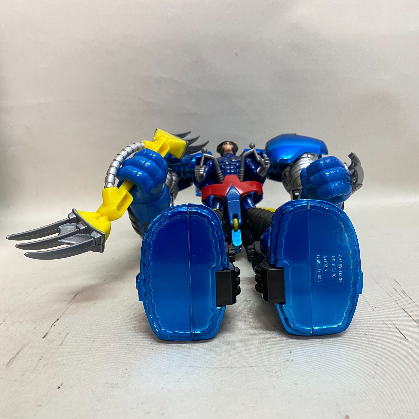 浜館29-1100】 【店舗併売品】 X-MEN Battle Action Mega-Armor 