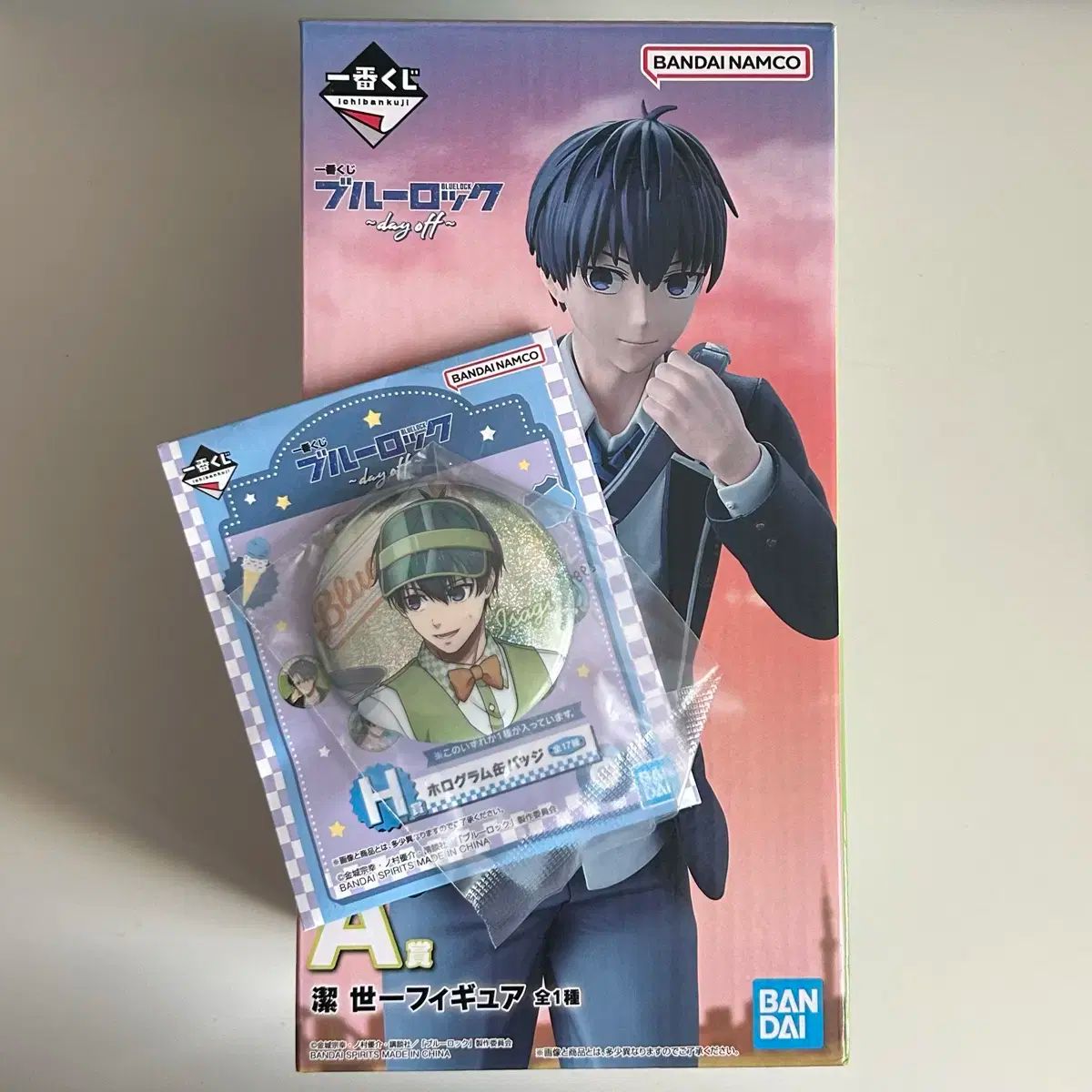 潔世一 「ブルーロック 缶バッチ 」41個 ⚠️まとめ売り ブルーロック』潔世一だけ！糸師凛だけ！6名個別のBOX販売商品