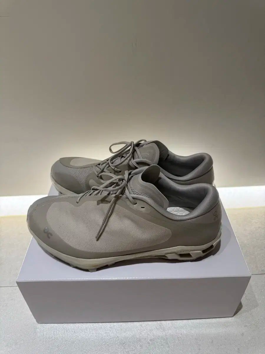 単 ランニング x ポストカード 赤井 Blue Archive ブルーアーカイブ ブルアカ SHEON Cloud Venture ギターピック