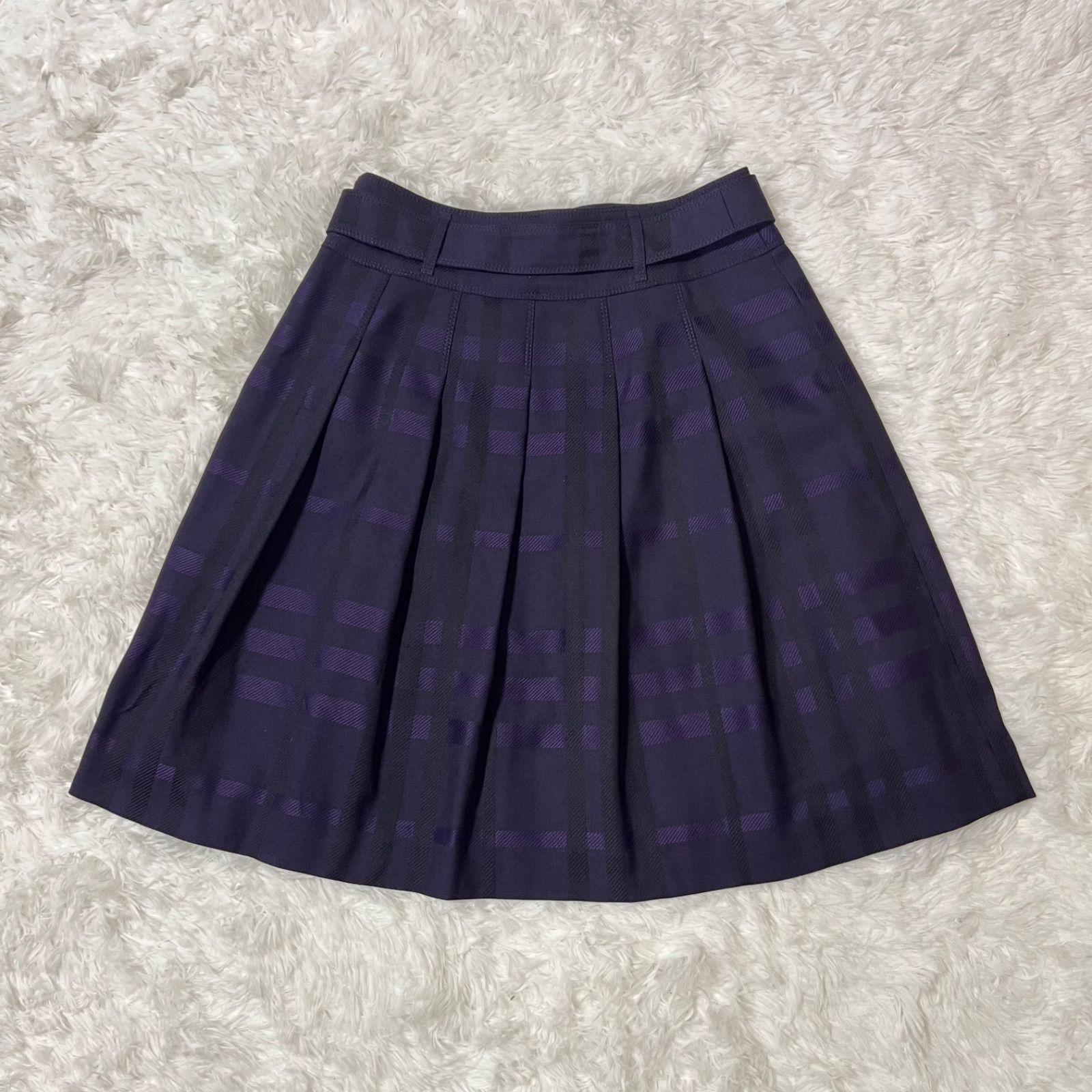 バーバリーBurberry ウールのプリーツスカート　サイズL 1240001095471_4.jpg