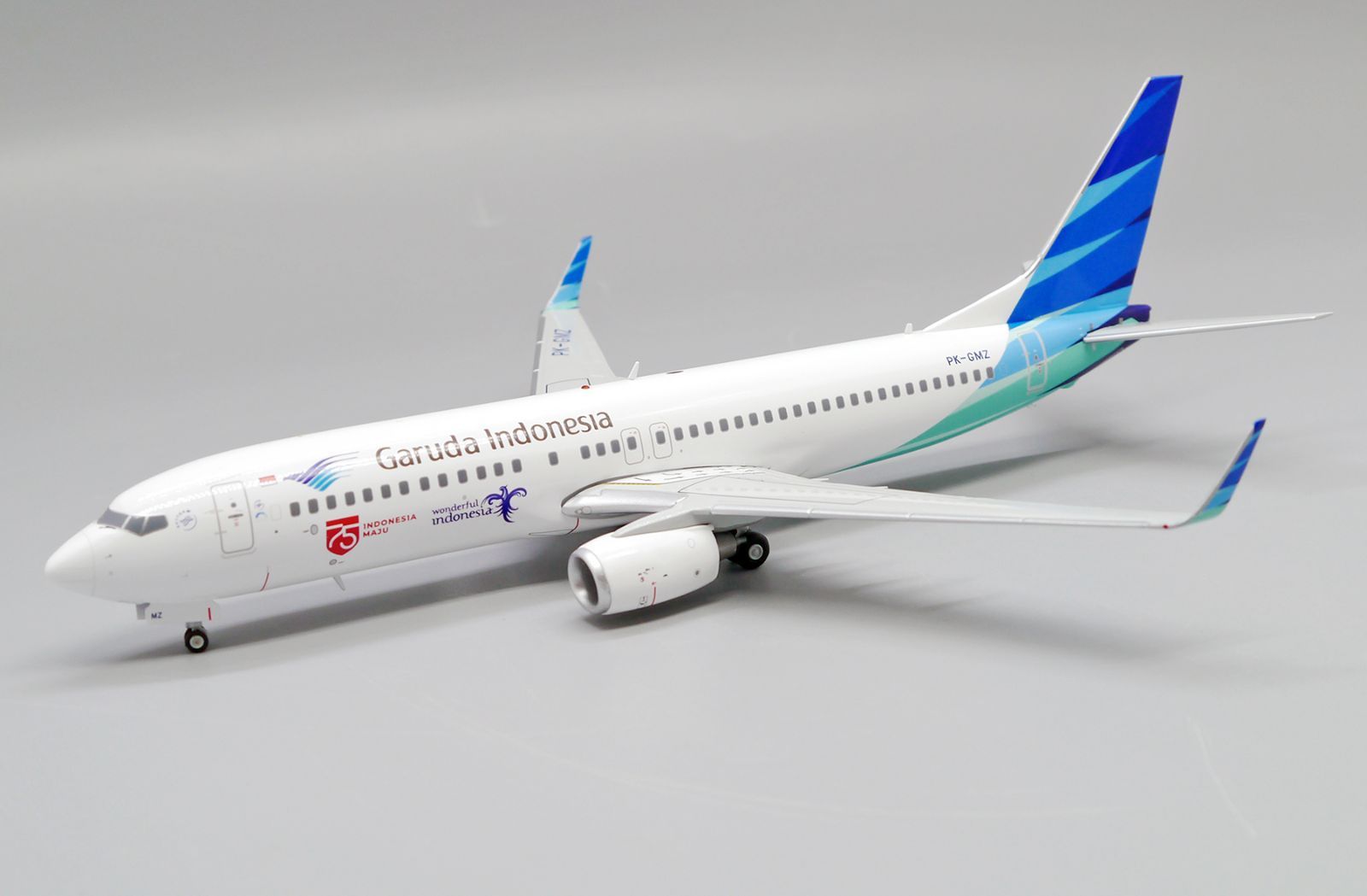 Jcwings ガルーダインドネシア航空 737-800 PK-GMZ 1/200 LH2258