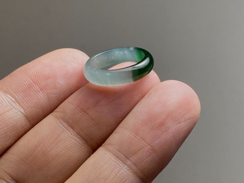 L14-176 ピンキーリング 氷糯種 薄青深緑 1.5号 グアテマラ産 天然 A貨