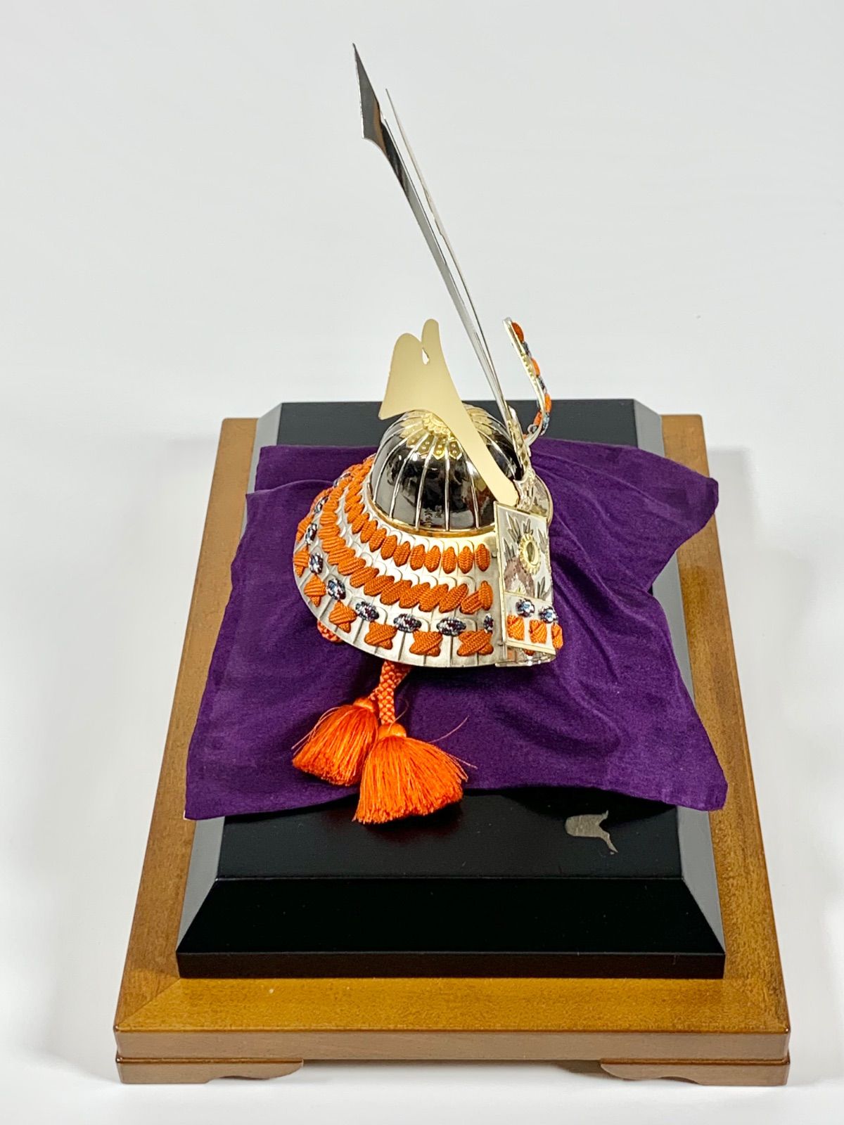 【武比古作】純銀製・兜・五月人形 希少】武比古 TAKEHIKO 五月人形 純銀製 出世兜 兜 純銀 シルバー 純銀