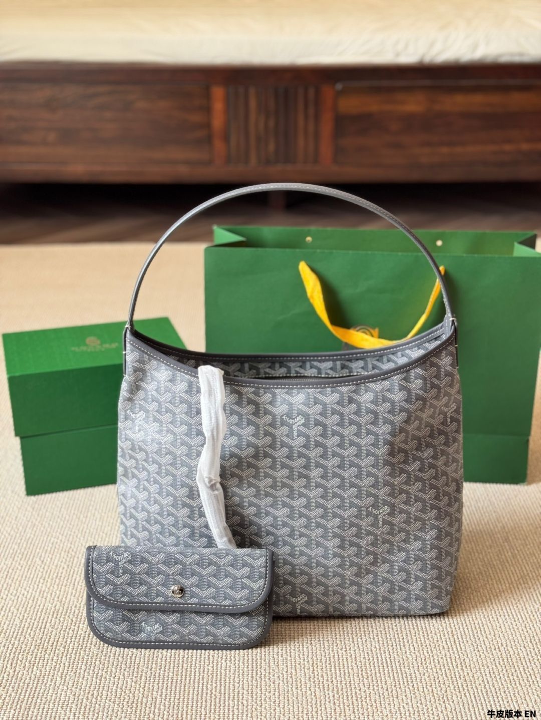今日特価】GOYARD Shopping Bag with Pouch ゴヤール