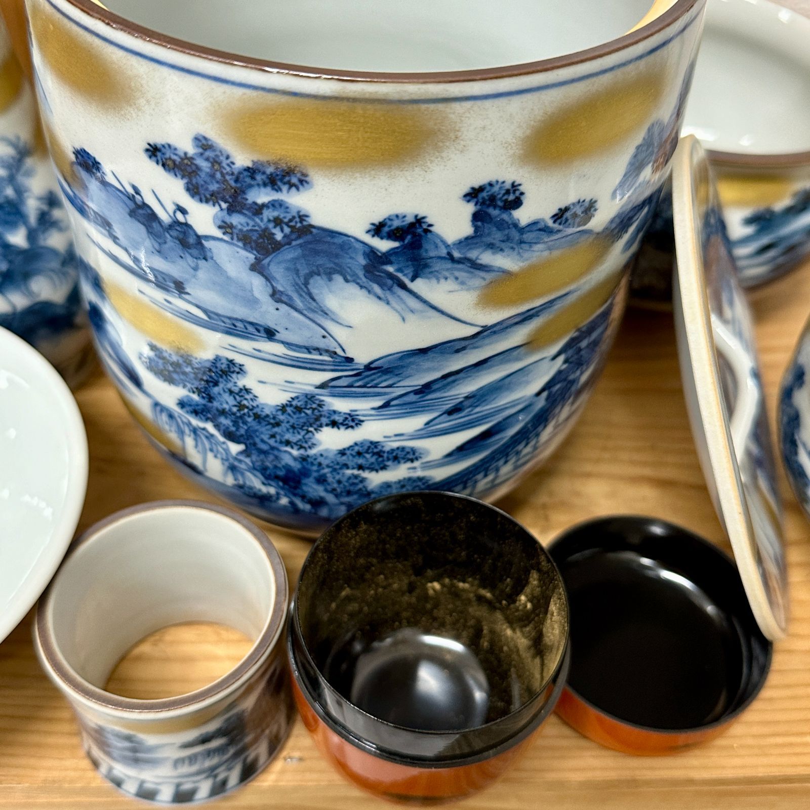 送料無料商品 |  公式 オンライン 茶道具一式 陶仁堂造 九谷焼 茶箱 水指 ヴィンテージ 昭和レトロ 工芸品