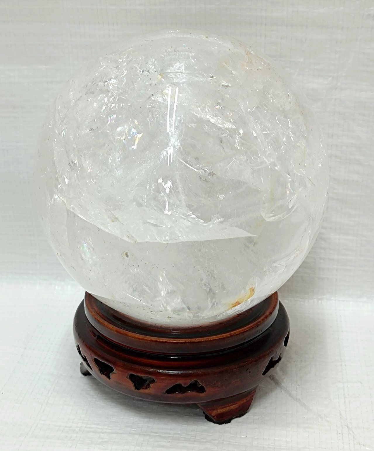 天然虹入り水晶玉　レインボークォーツ　径11.5cm 2kg 天然虹入り水晶玉 レインボークォーツ 径11.5cm 2kg
