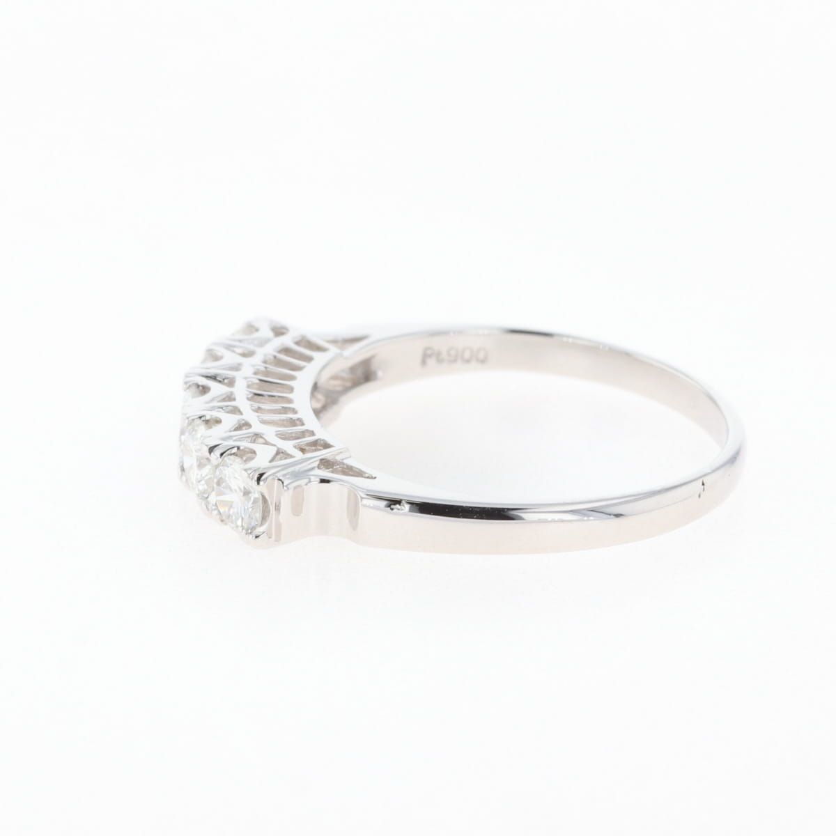 ダイヤモンドのモダンデザインリング Pt900 サイズ11号 ダイヤモンドのモダンデザインリング Pt900 サイズ11号