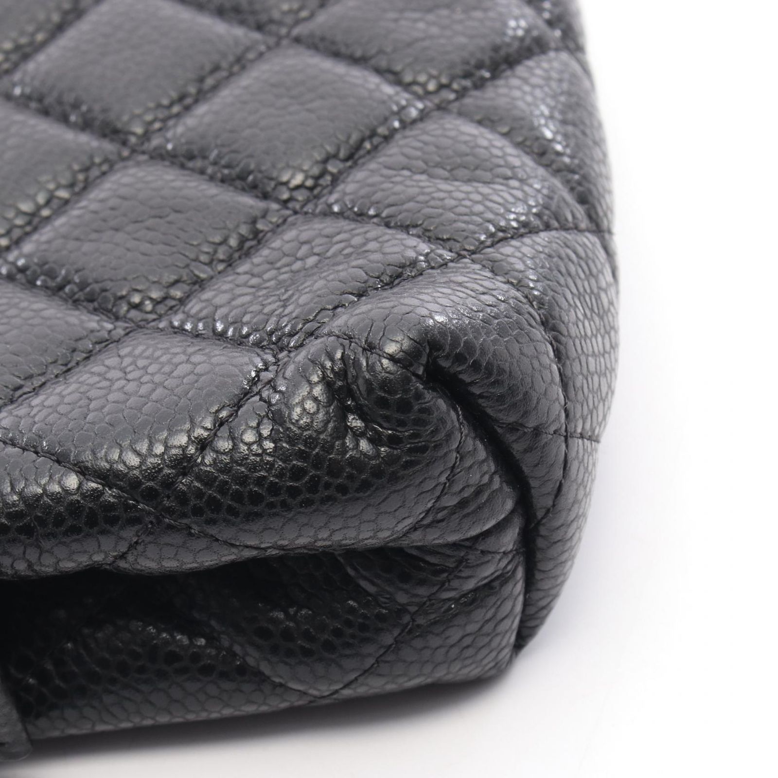 シャネル CHANEL ポーチ マトラッセ キャビアスキン（グレインドカーフ）