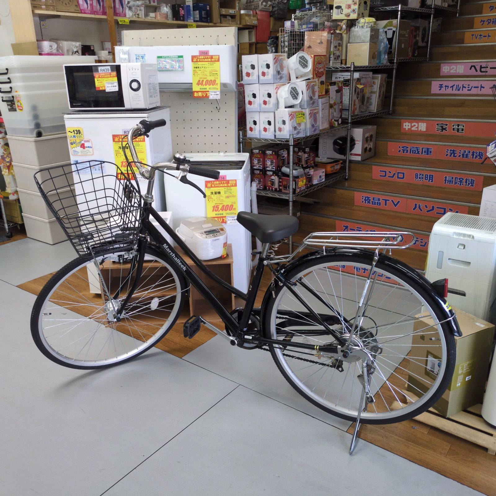 J547 ★比較的キレイ★普通自転車★Marshalleek ★6段★LEDオート★27インチ J547 ☆比較的キレイ☆普通自転車☆Marshalleek ☆6段☆LEDオート☆27