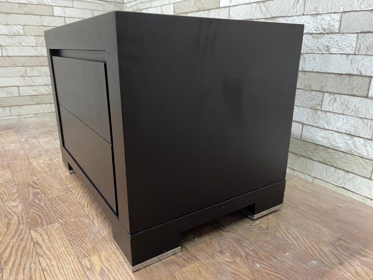 サイドチェスト シンプルモダン