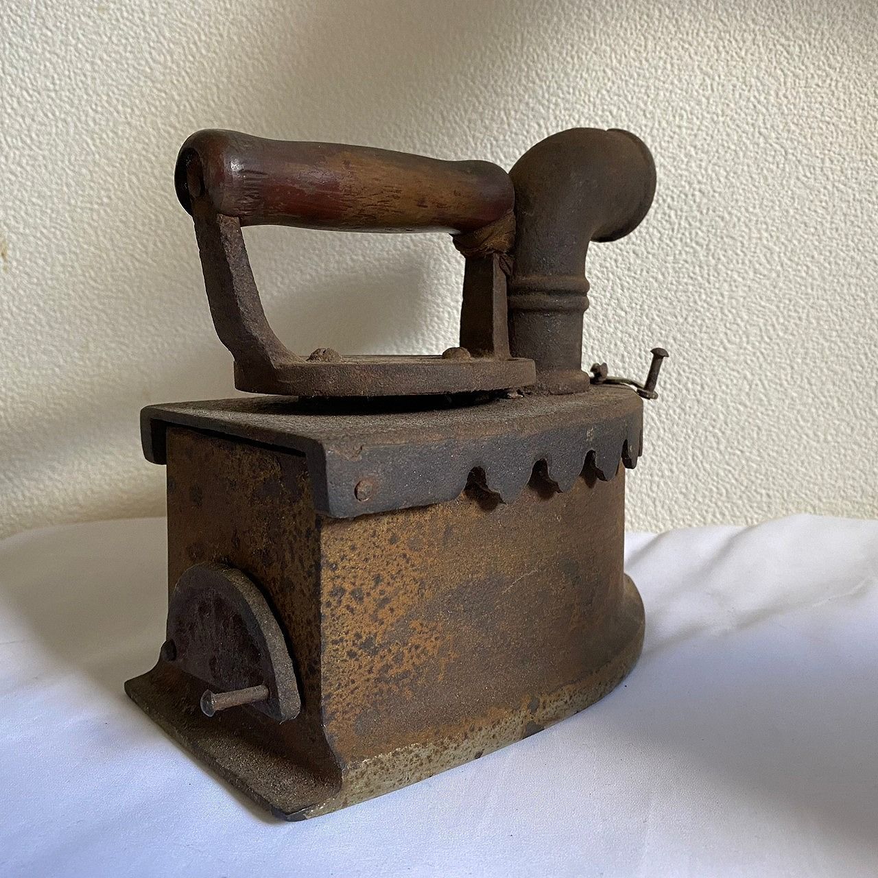 アイロン 古道具 昭和 レトロ アンティーク ヴィンテージ (SZT155