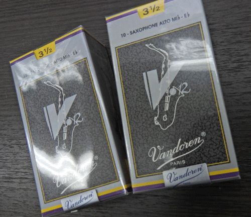 バンドーレン アルトサックスリード V12 銀箱 3.5 2箱セット 超
