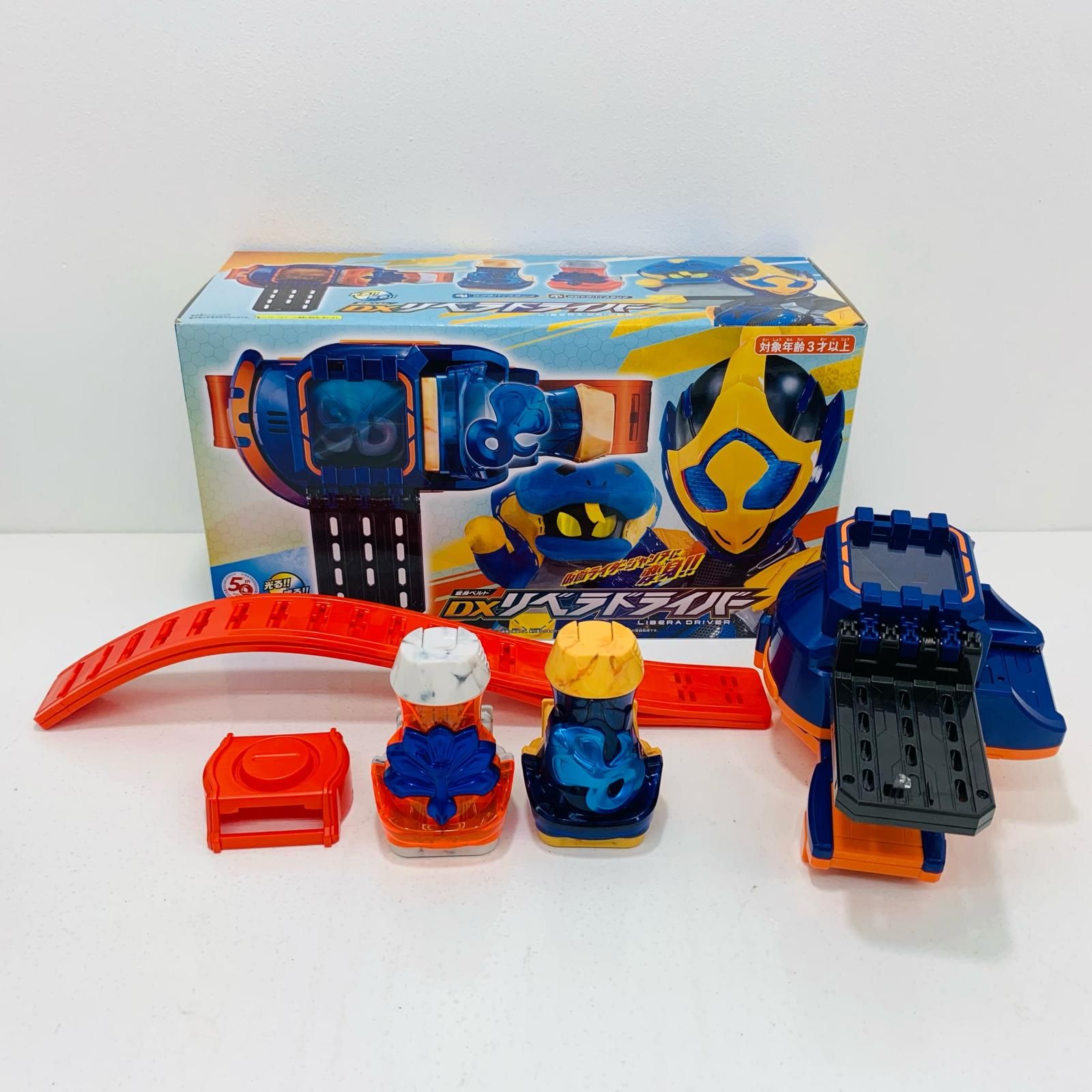 中古 おもちゃ・玩具 仮面ライダーリバイス DXリベラドライバー