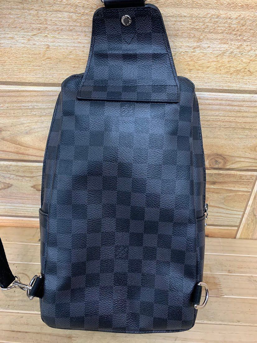 ほぼ未使用　ルイヴィトン　ダミエグラフィット　アヴェニュースリング　N41719 極美品 LOUIS VUITTON ルイヴィトン ダミエ グラフィット アヴェニュー