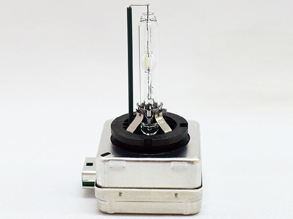 とも出品 ヘッドライト キセノン HID バルブ D3S 35W 輸入車 66340 OSRAM