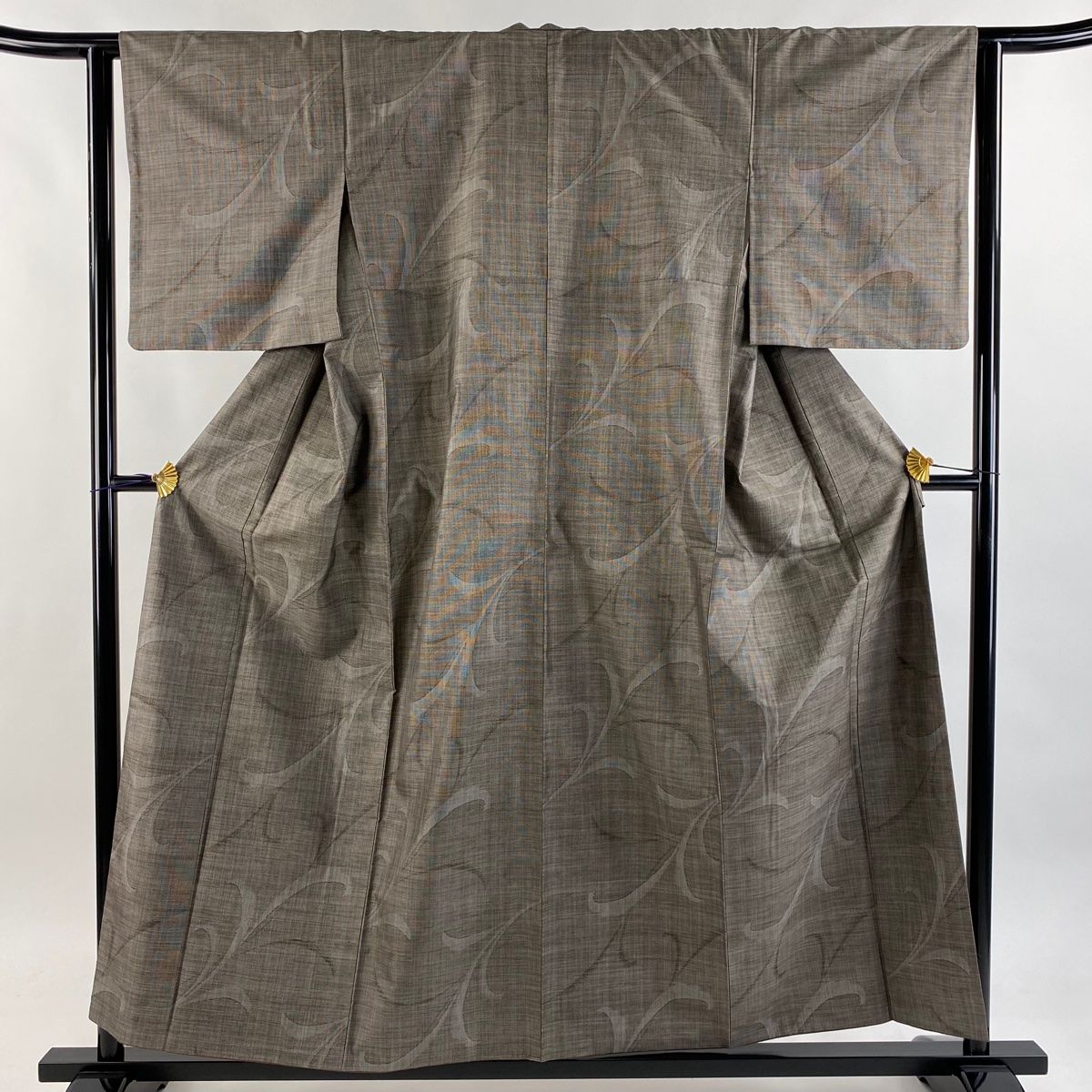 バイセル 着物 優品 反物 大島紬 紺色 亀甲絣 堅牢 証紙 正絹 ☆☆☆ バイセル 着物 優品 反物 本場奄美大島紬 紺 亀甲 正絹 メンズ着物 大島紬