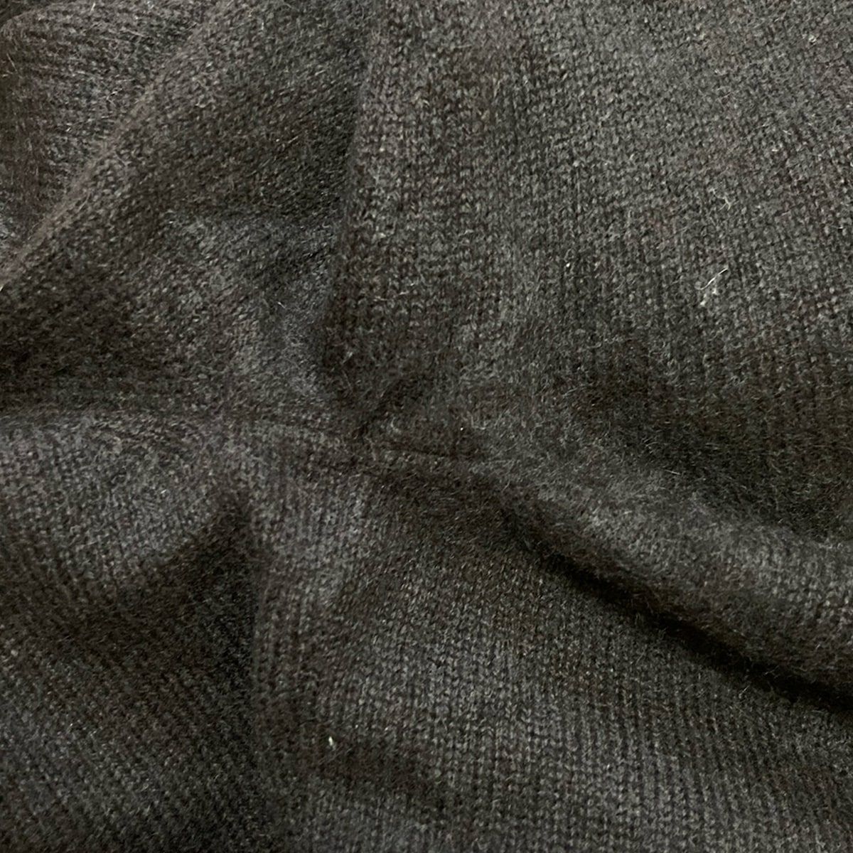 - ダークブラウン