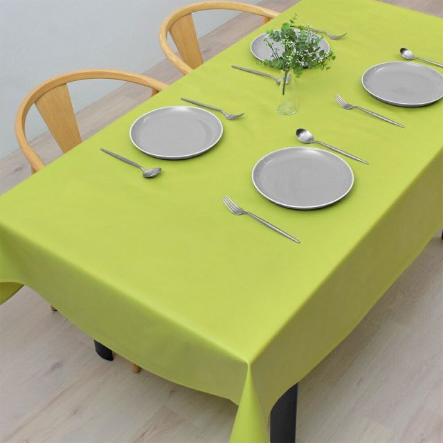 ★プラスチックテーブルクロス テーブルカバー 緑 137x274cm 2枚 COLORFUL CANDY STYLE 新品 テーブルクロス 142×210cm ラミネート 無地