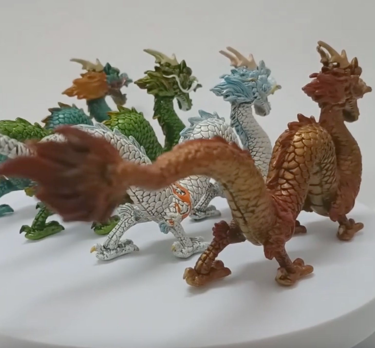 龍 レッド ドラゴン 赤 ミニチュア 樹脂製 22cm 中国古代神話