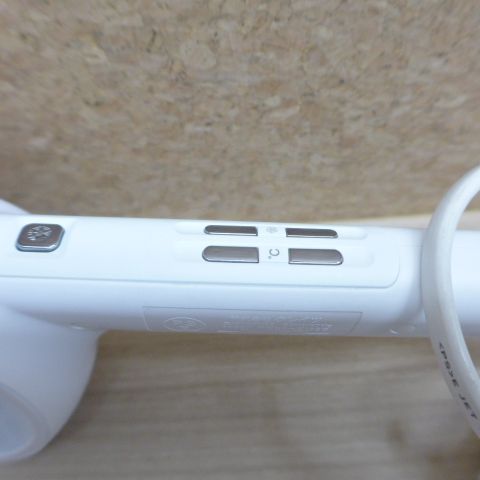 ③ HOLISTIC cures ホリスティックキュアーズ マグネット ヘアプロ