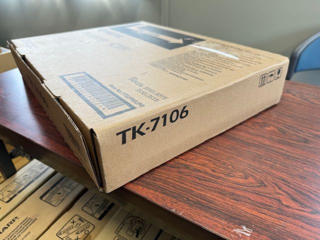 京セラ　TK-7106 京セラ TK-7106 リサイクルトナー 国内再生品 （TASKalfa 3010i