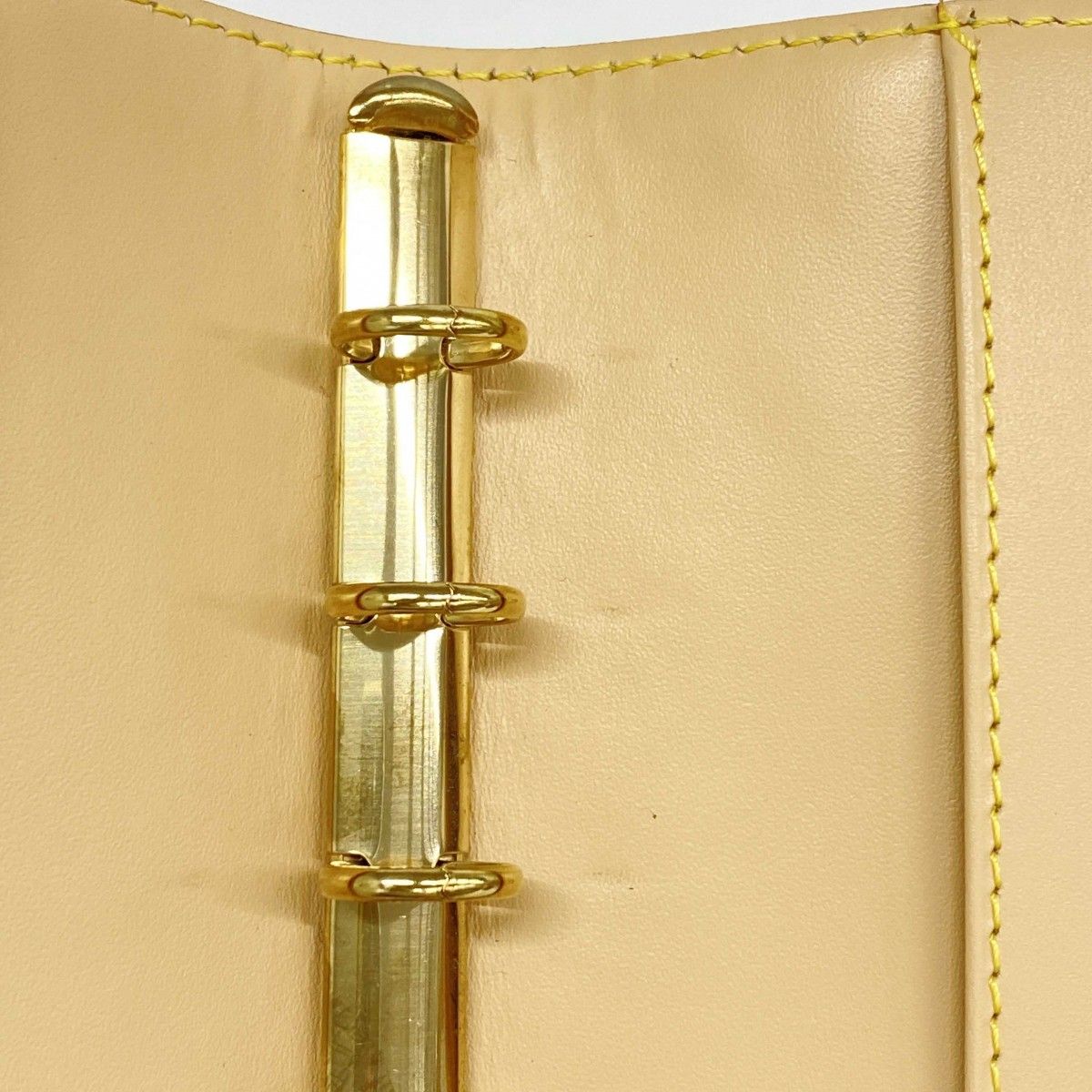 ルイヴィトン 手帳カバー