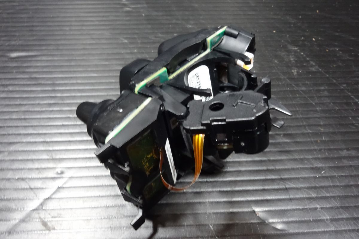 ライトハンドコントロールスイッチ