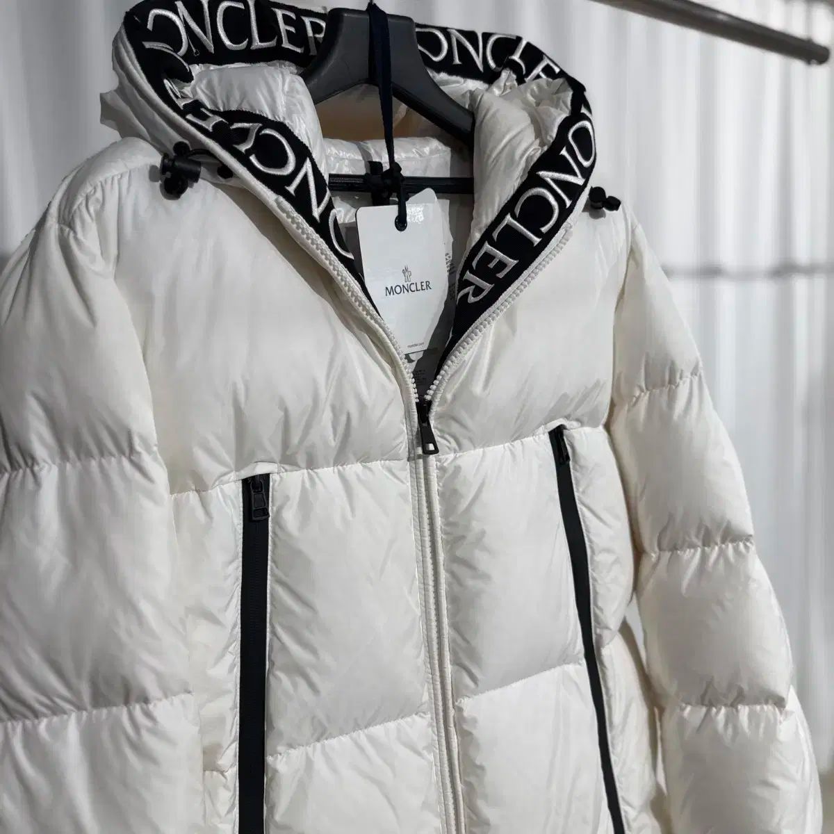 MONCLER モンクレール モントクラール ダウンジャケット 白 4 サイズ